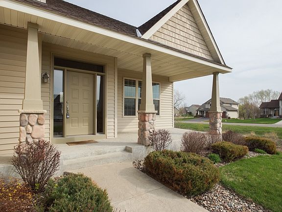 2nd image of 3179 Aaron Dr