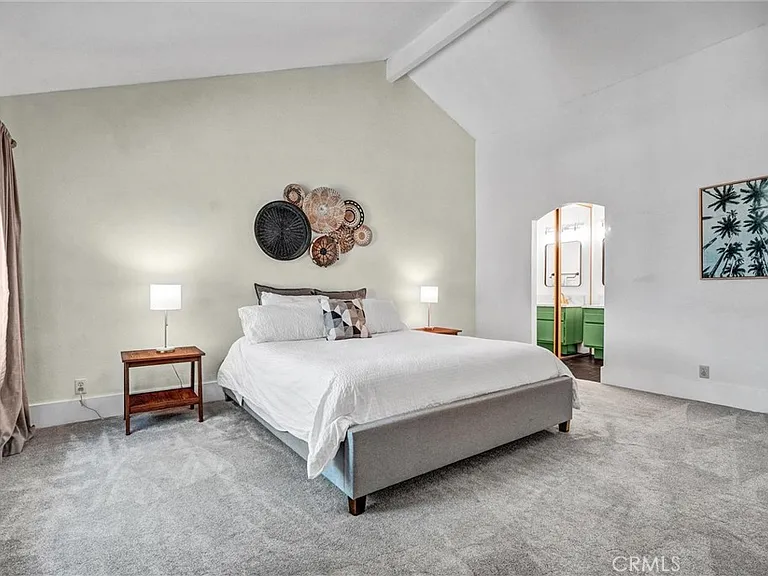 26606 La Roda — Photo 14