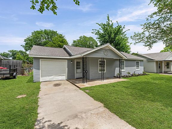 2nd image of 2617 Kingsdale Dr