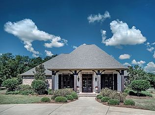 109 Norton Pl, Clinton, MS 39056