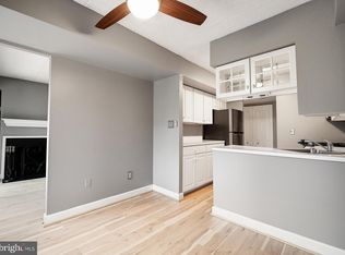 5717 Harpers Farm Rd UNIT B, Columbia, MD 21044