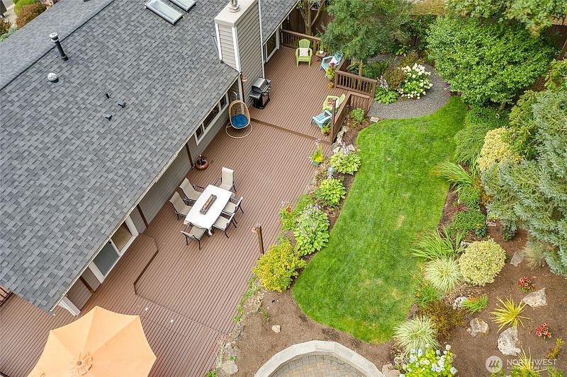 3rd image of 10632 157th Avenue NE