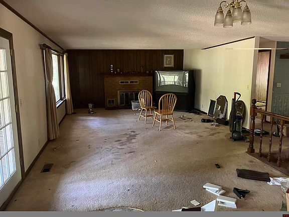 3rd image of 82 Idlewood Dr