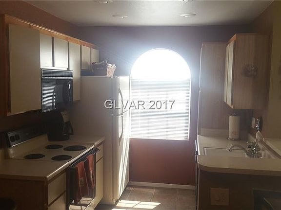 4th image of 3150 Soft Breezes Dr APT 2210