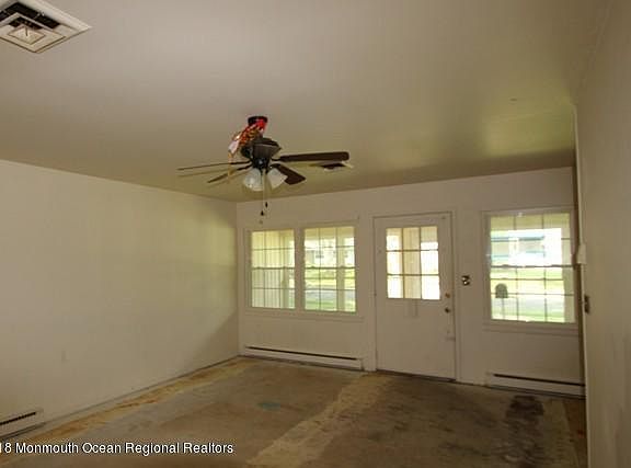 4th image of 471B Thornbury Ct