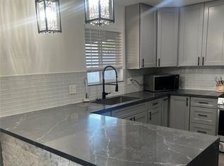 6521 Aberdeen Ln, Las Vegas, NV 89107