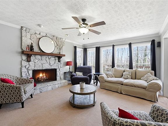 3rd image of 3341 Danielle Way