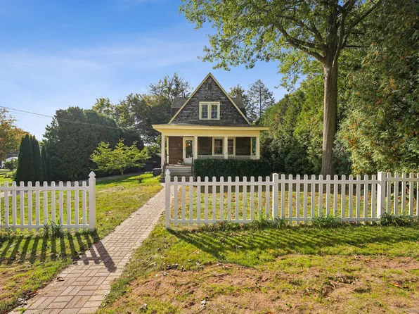 32 Edgerly Street, Berlin, CT 06037