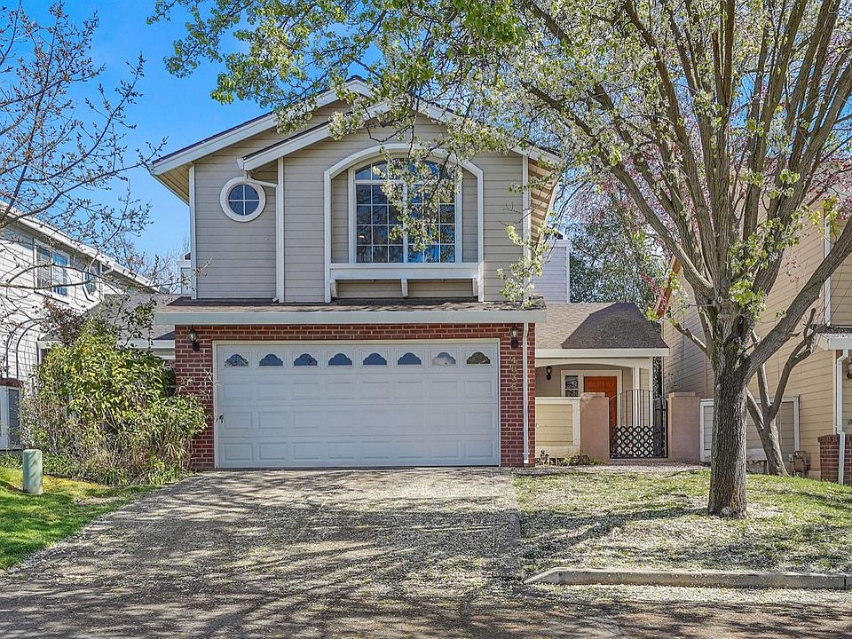 1st image of 4036 Eastwood Village Ln