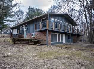 56960 Pearl Ann Dr, Elkhart, IN 46516