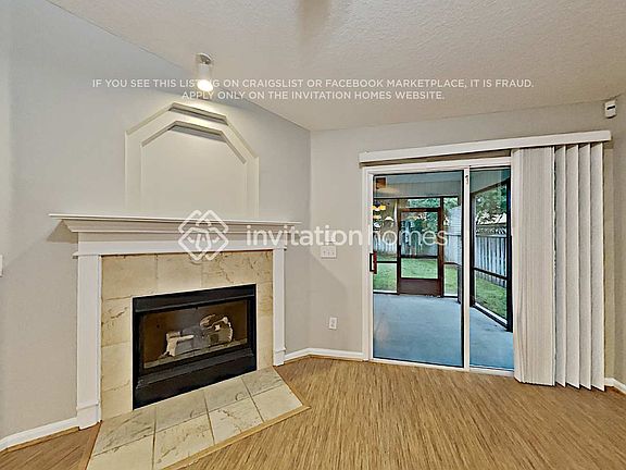 5th image of 1155 Hyacinth St