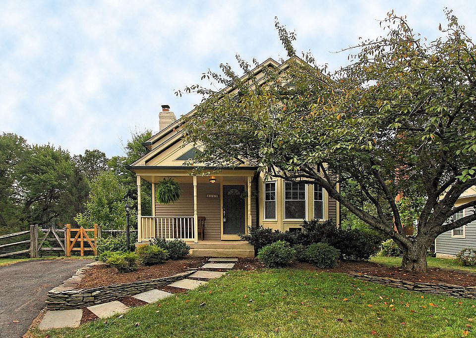 1st image of 3417 Doe Run Ct