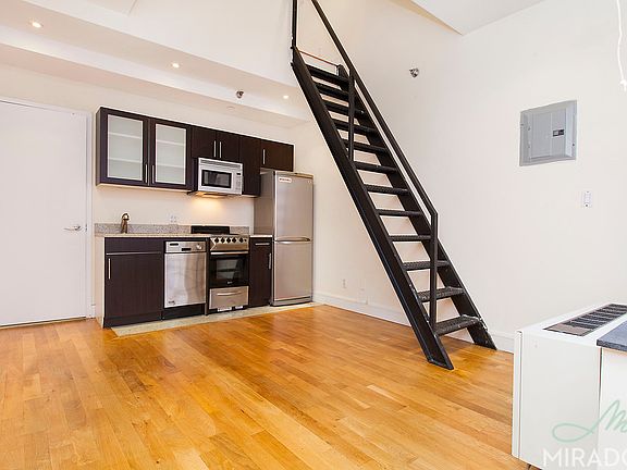 3rd image of 636 E 11th St APT 1D