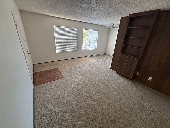 5th image of 4423 Menlo Ave APT 16