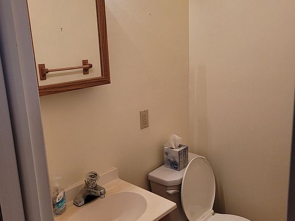 First Floor Bathroom