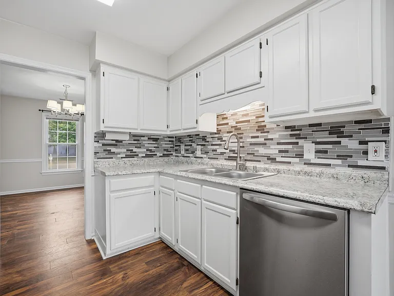 2252 Newstead Dr — Photo 20