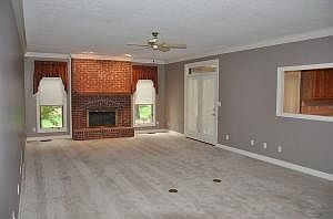 2nd image of 2105 Belleview Cv