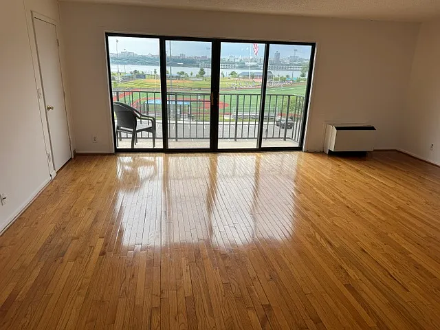 2 bed, 1452 sqft, $3,000 — Photo 4