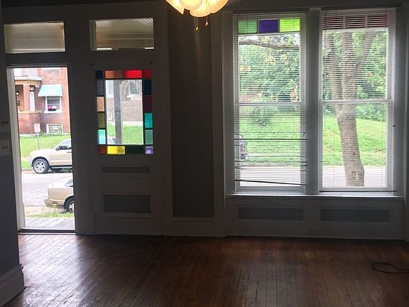 5th image of 3438 Texas Ave