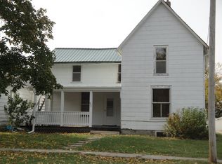 832 Drake Ave, Centerville, IA 52544