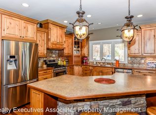 226 Sims Place Rd, Maryville, TN 37804