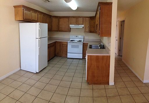 2nd image of 1810 Payne St APT 4
