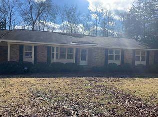 12008 Rockcliff Dr NW, Huntsville, AL 35810
