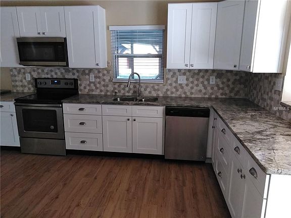 5th image of 7749 Shannon Ln