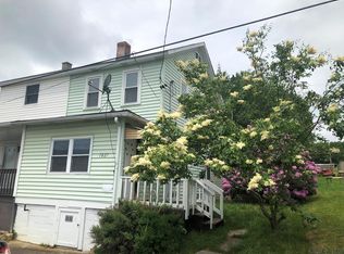 1027 1st St, Windber, PA 15963