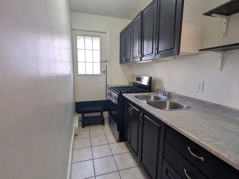359A Brant St — Photo 5