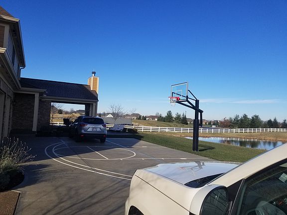 4th image of 4861 Boxwood Dr