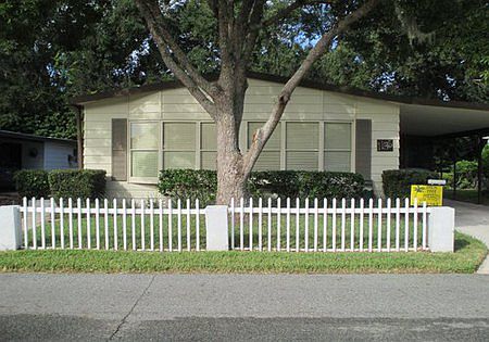 1st image of 1135 Hyde Park Cir