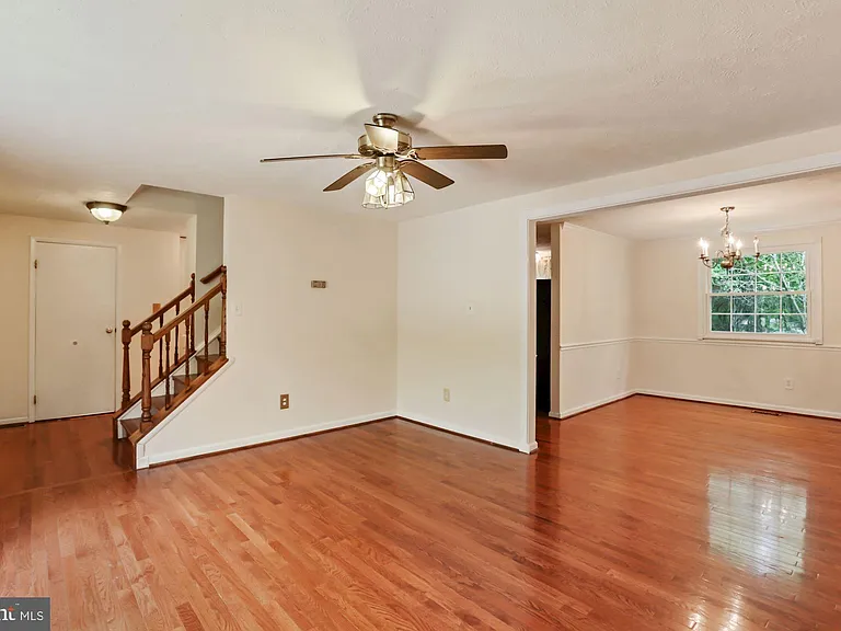 9404 Mirror Pond Dr — Photo 11