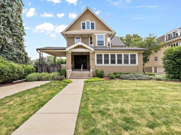 61 S 6th Ave, La Grange, IL 60525