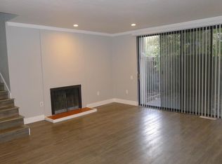 874 Woodside Ln E UNIT 1, Sacramento, CA 95825