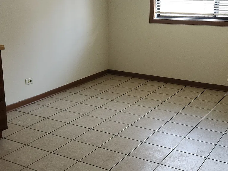 1254 Robinwood Dr #101 — Photo 7
