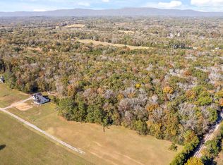 327 Starr Hawk Ln, Chickamauga, GA 30707