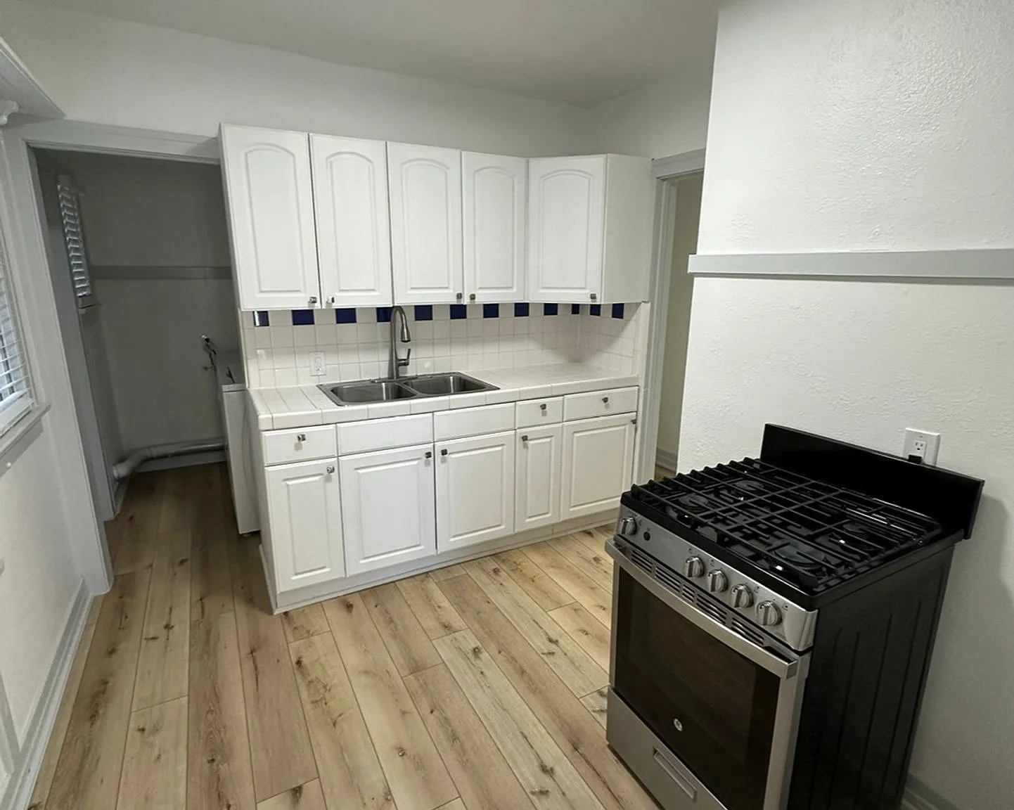 1631 E Florida St — Photo 2