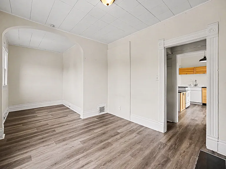 302 N Bannock St #B — Photo 9