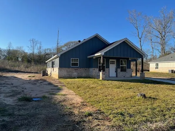 3416 Brookhollow Dr, Nacogdoches, TX 75964