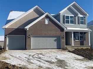 55 Garnett Cir, Akron, OH