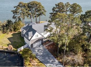 2000 English Cedar Cir, Virginia Beach, VA 23451