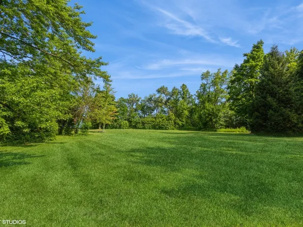 2230 N M 63, Benton Harbor, MI 49022