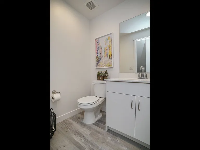 Riverwalk Townhomes — Photo 11