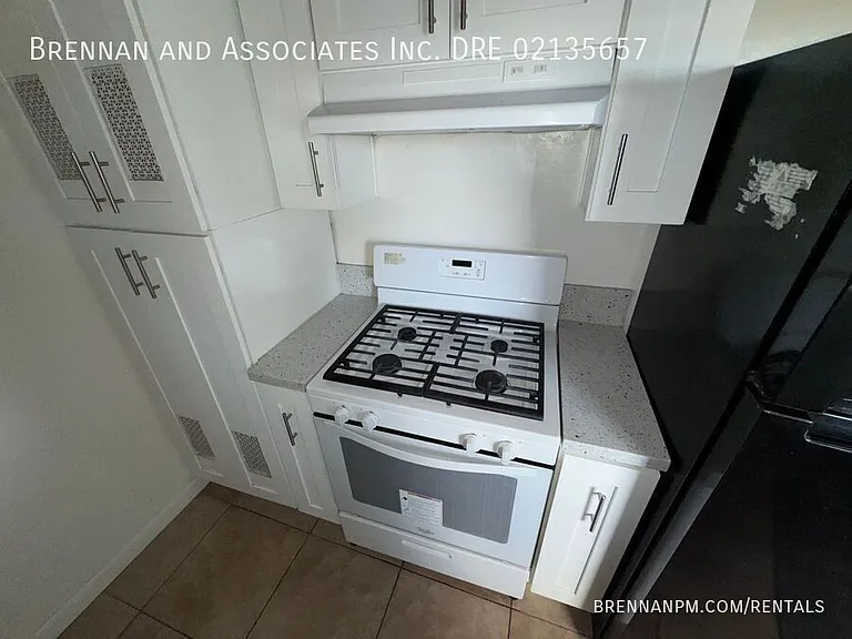 757 Grand Ave #6 — Photo 15