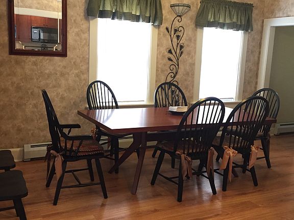 5th image of 10 Palmer Ct