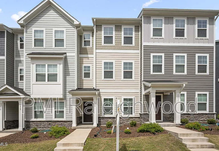 1838 Woodall Crest Dr — Photo 1
