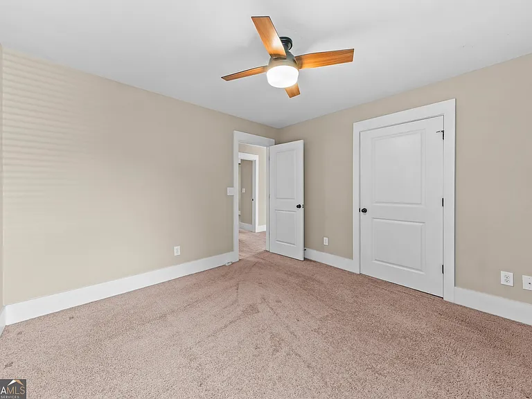 135 Idlewilde Dr — Photo 29