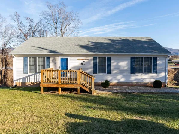 20 Pathfinder Dr, Lexington, VA 24450