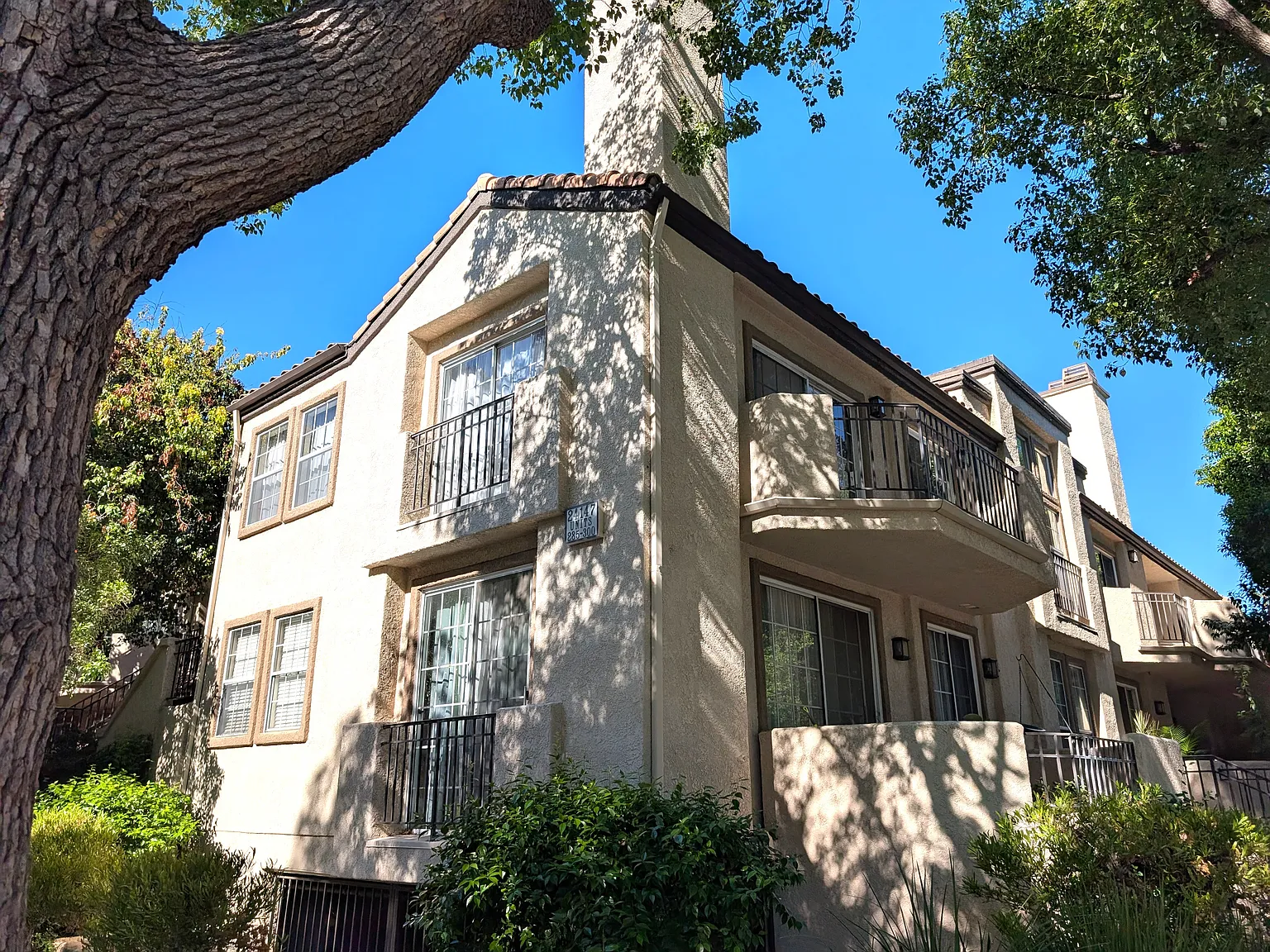2 bed, 1112 sqft, $2,950 — Photo 1